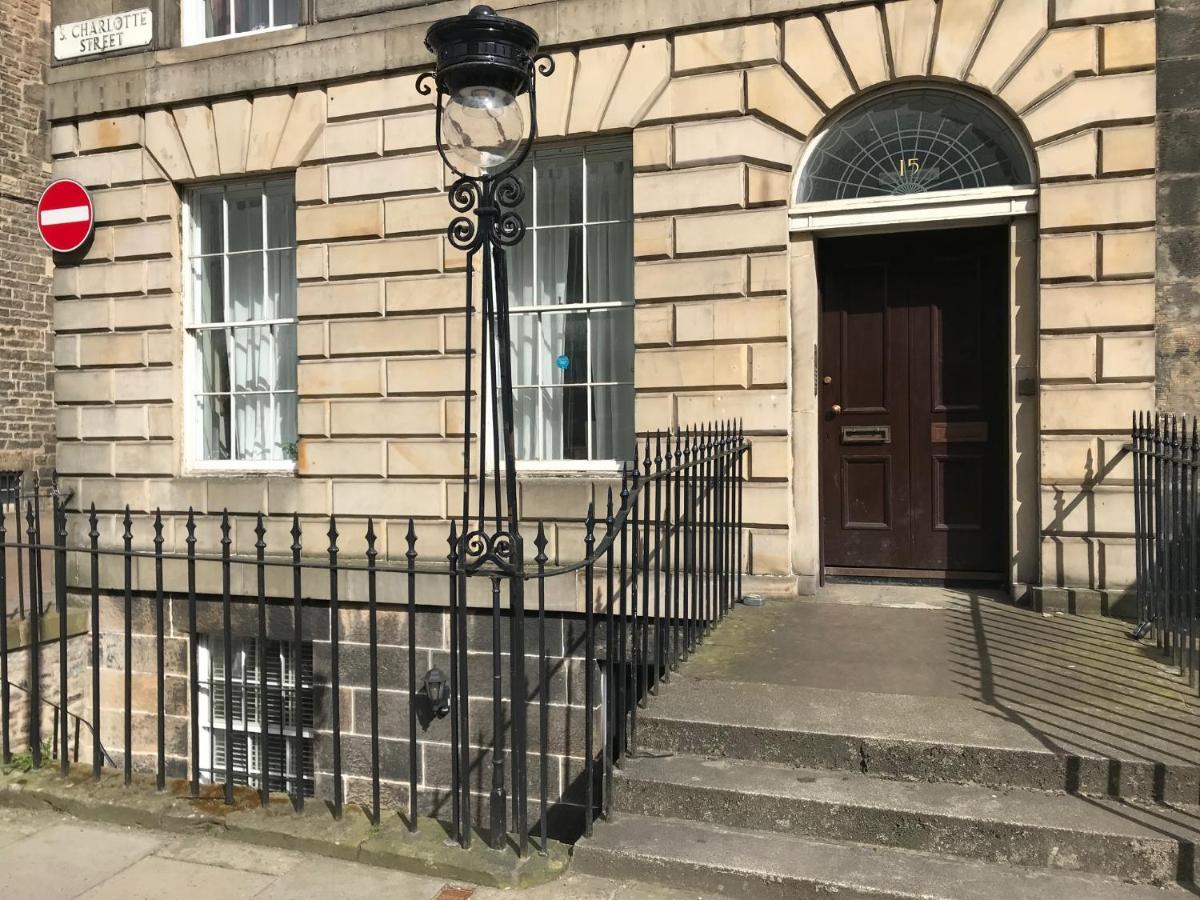 Edinburgh Deluxe Duplex With Garage Apartment Exterior photo